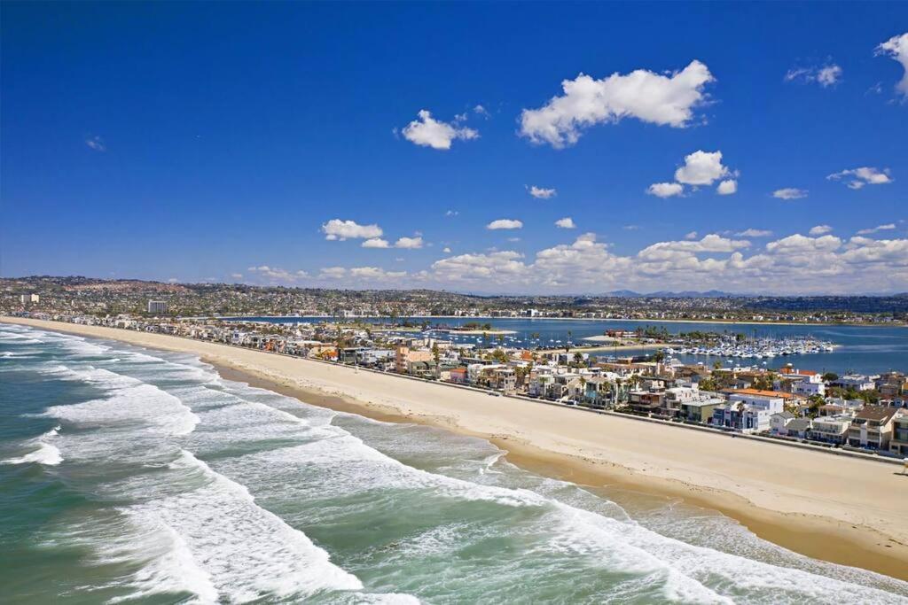Beach-2-Bay 2Br - In The Heart Of Mission Beach サンディエゴ エクステリア 写真